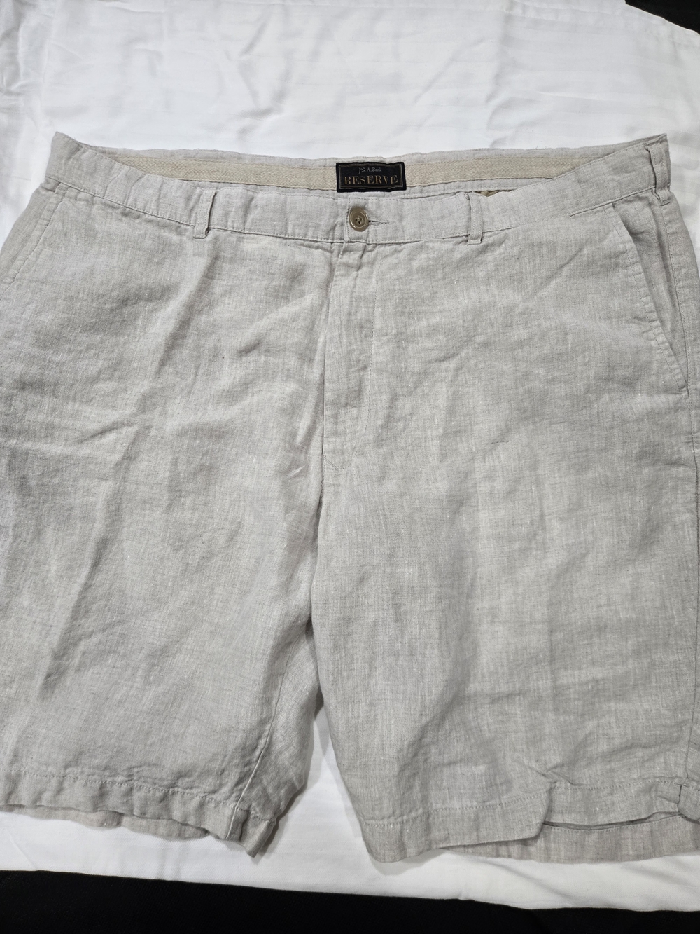 JoS.A.Bank Reserve Men's Linen  Shorts in Light Beige